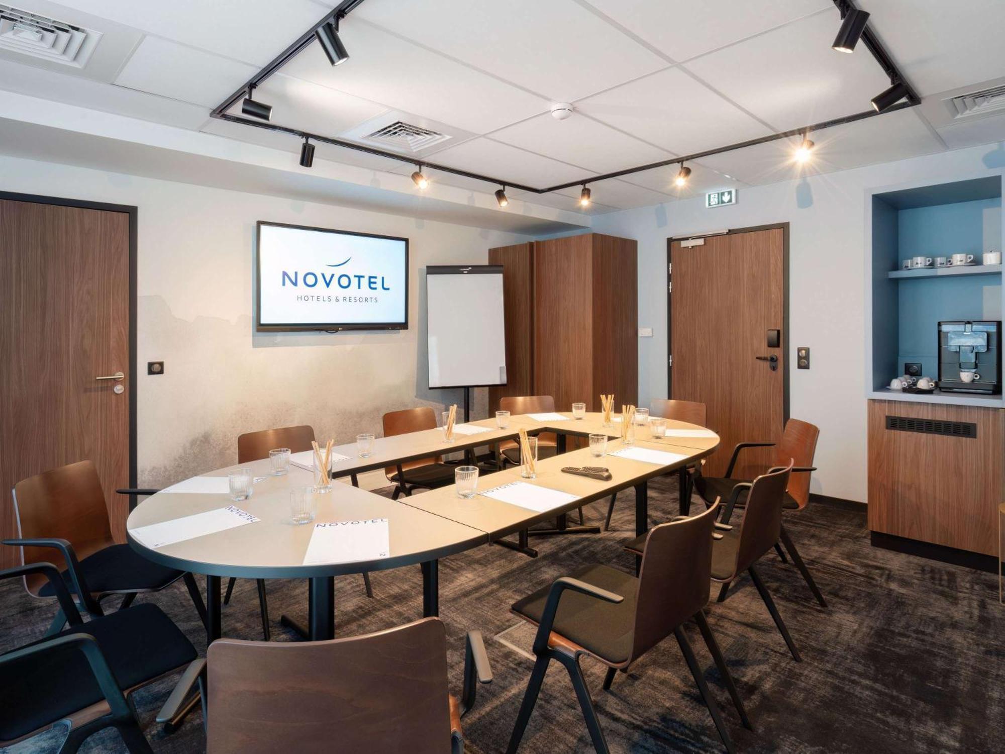 Novotel Rouen Centre Cathedrale Экстерьер фото